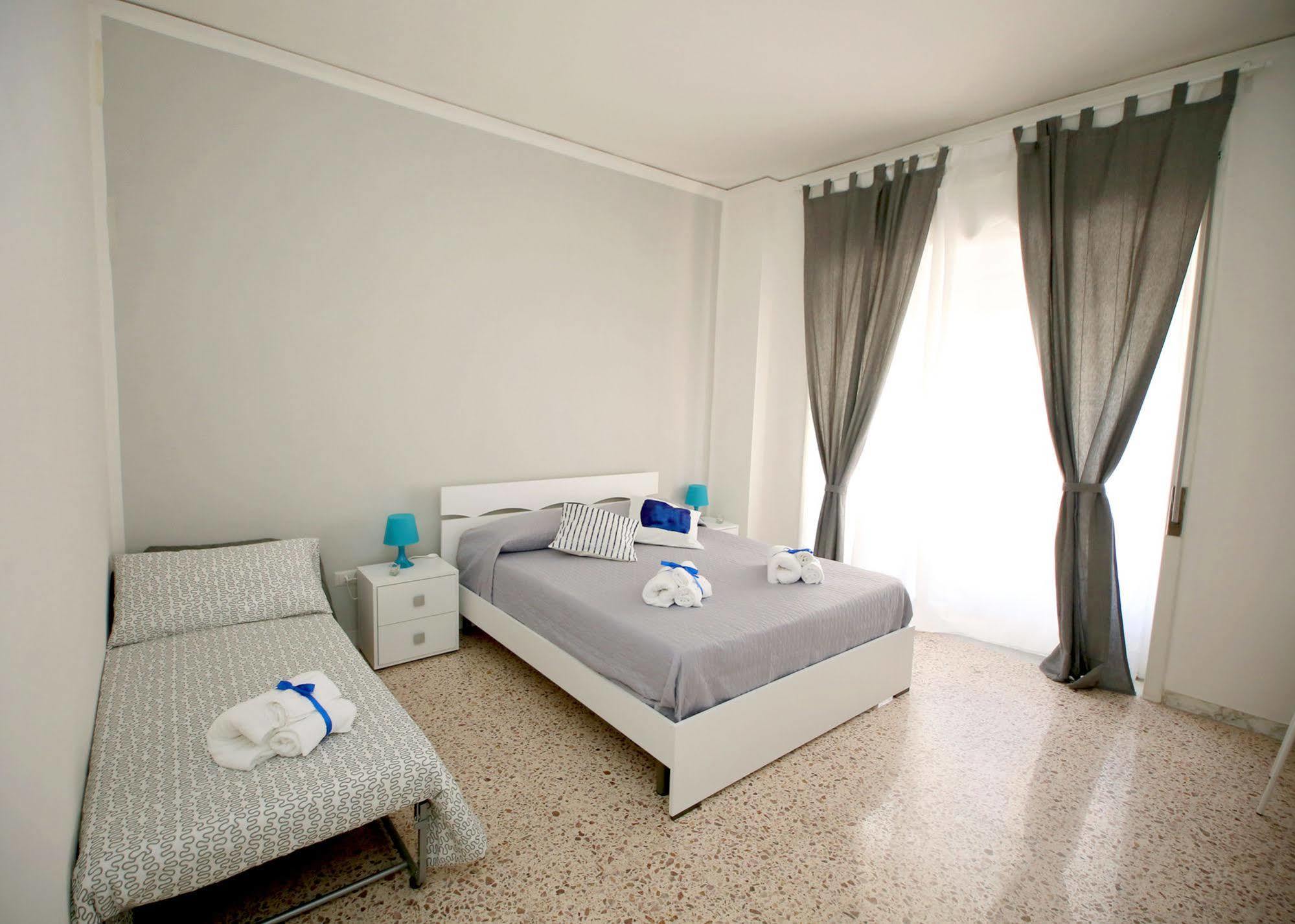B&B Salernoway Екстериор снимка
